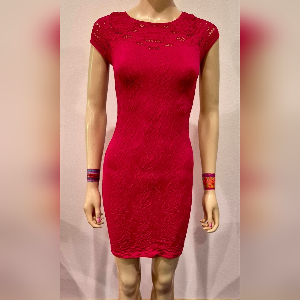 Bebe Black Lace Cap Sleeve Mini Dress - XS/S.